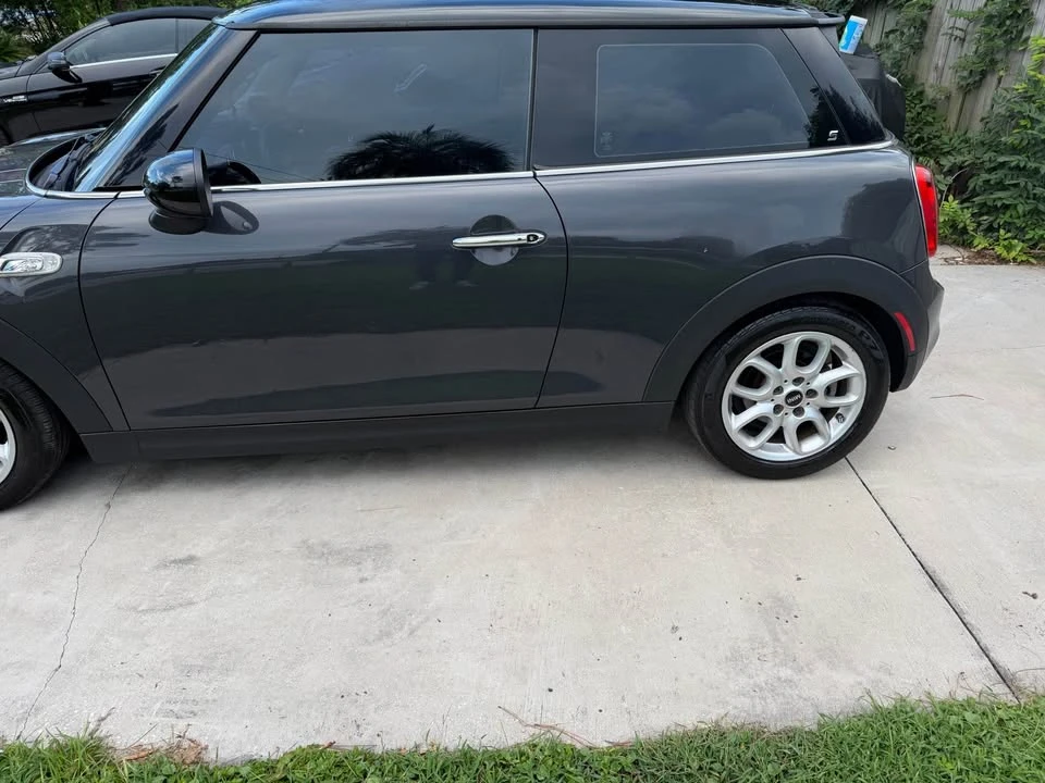 2015 Mini Mini 3rd Gen - Image 2 of 9