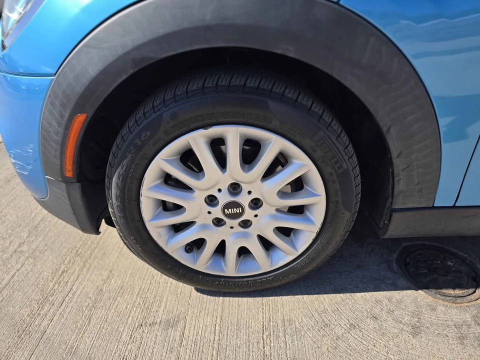2015 Mini Mini Cooper S 3rd Gen - Image 9 of 16
