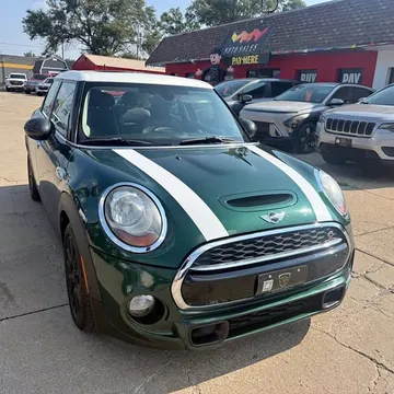 2015 MINI Cooper S Hatchback 4D