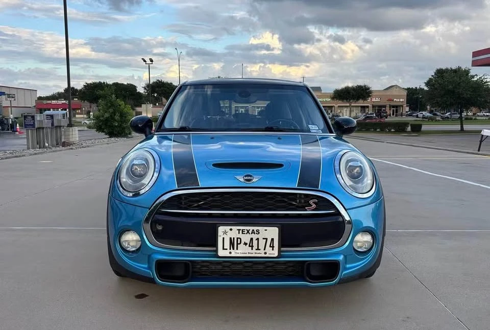 2015 Mini Mini 3rd Gen - Image 2 of 17