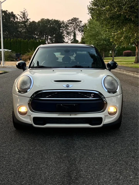 2015 Mini Mini 3rd Gen - Image 3 of 12