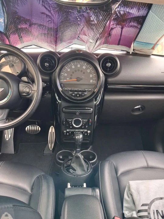2015 Mini Mini 3rd Gen - Image 3 of 6