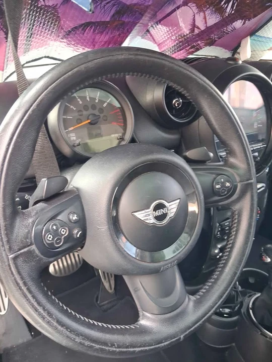 2015 Mini Mini 3rd Gen - Image 4 of 6