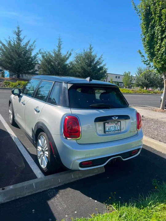 2015 Mini Mini 3rd Gen - Image 3 of 4