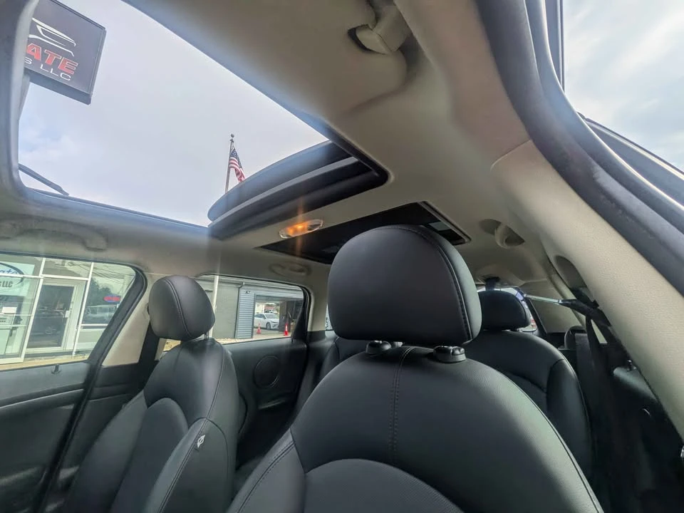 2015 Mini Mini 3rd Gen - Image 11 of 13