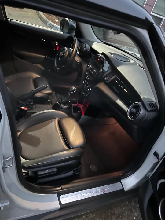 2015 Mini Mini 3rd Gen - Image 8 of 12