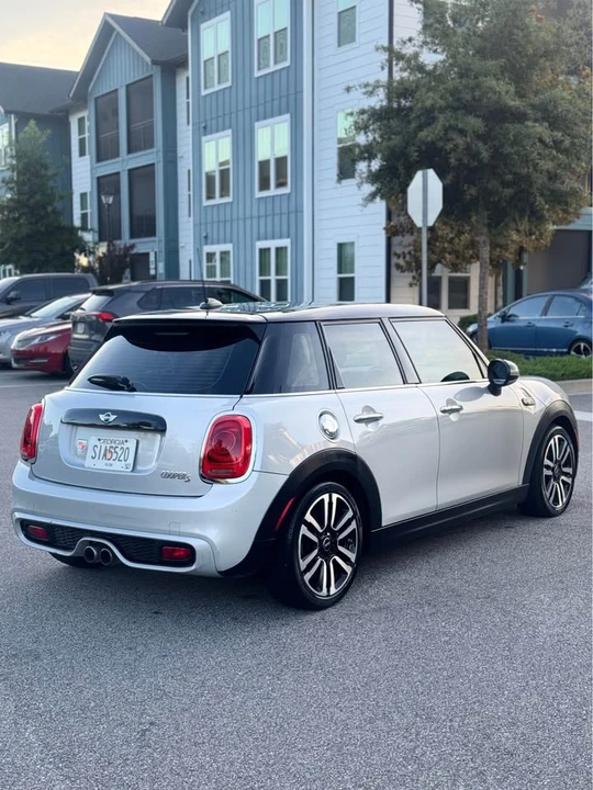 2015 Mini Mini 3rd Gen - Image 3 of 4