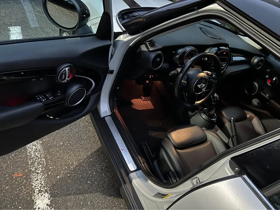 2015 Mini Mini 3rd Gen - Image 9 of 12