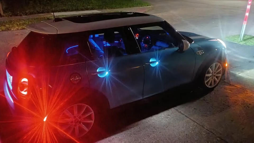 2015 Mini Mini 3rd Gen - Image 5 of 10