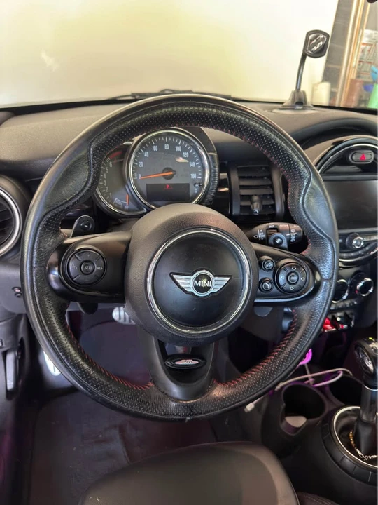 2015 Mini Mini 3rd Gen - Image 3 of 12
