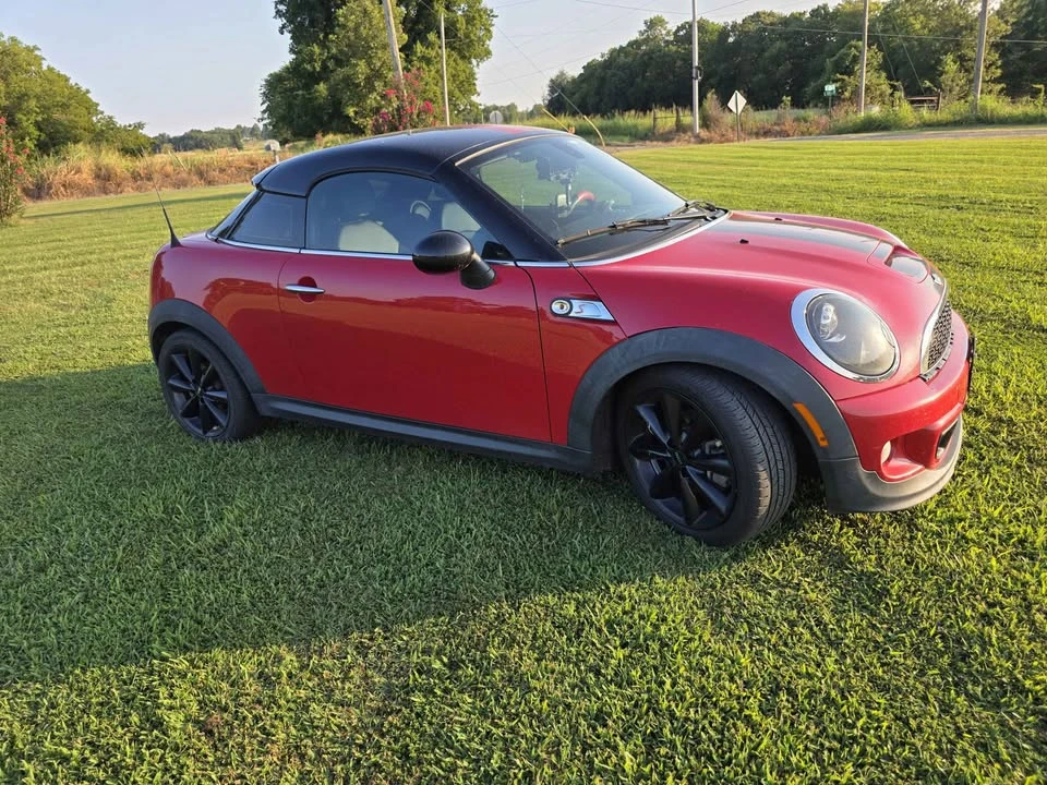 2015 Mini Coupe & Roadster - Image 2 of 4
