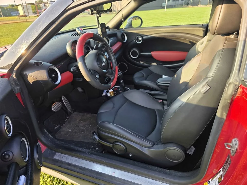 2015 Mini Coupe & Roadster - Image 4 of 4