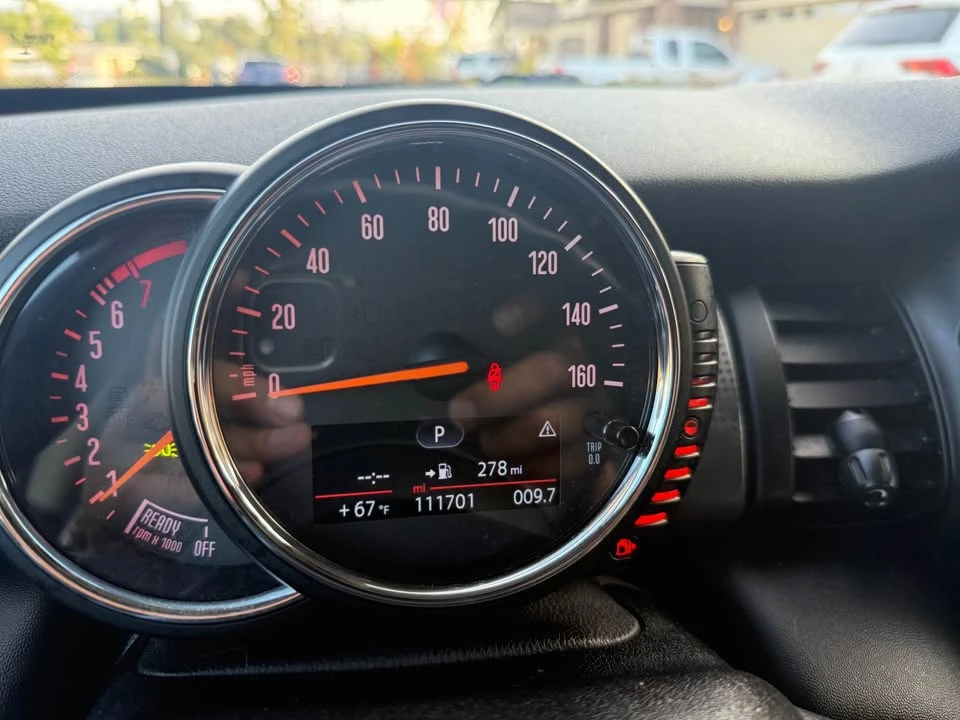 2015 Mini Mini 3rd Gen - Image 6 of 10
