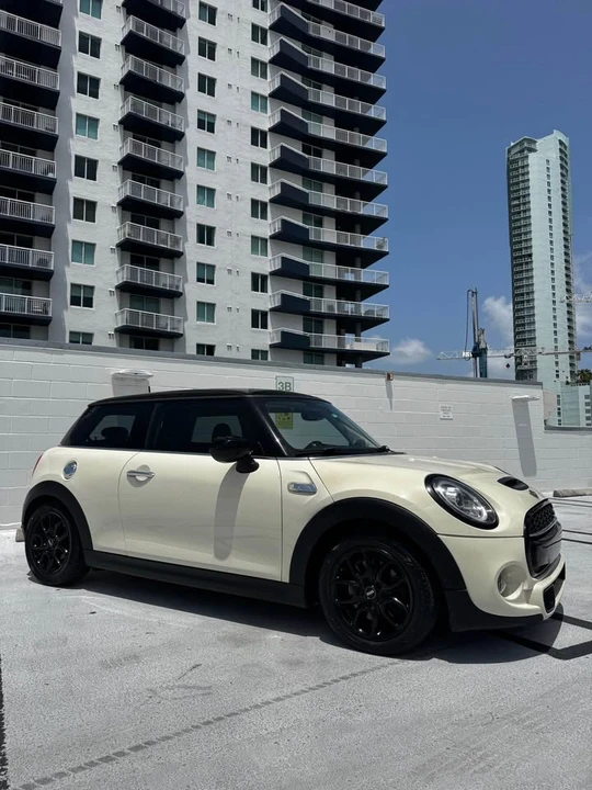 2015 Mini Mini 3rd Gen - Image 7 of 9