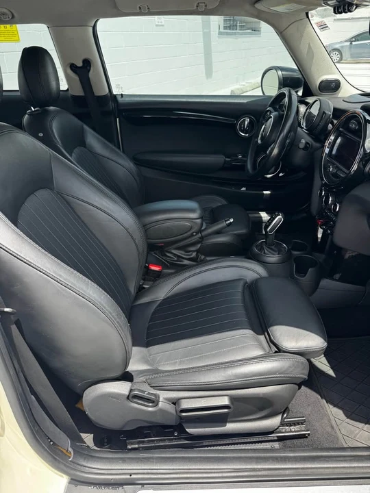 2015 Mini Mini 3rd Gen - Image 4 of 9