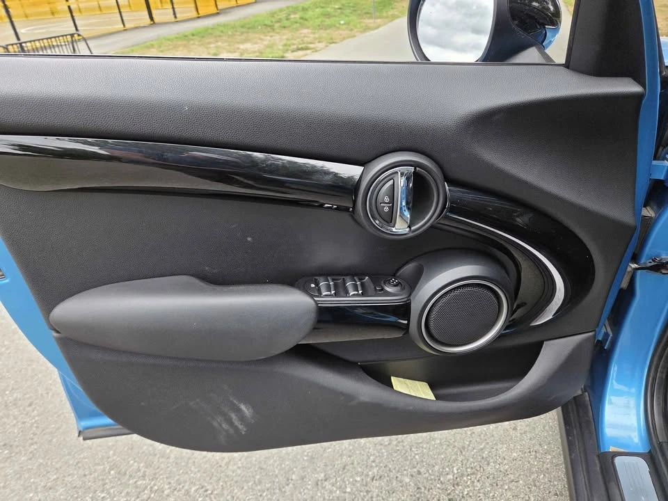 2015 Mini Mini 3rd Gen - Image 7 of 15
