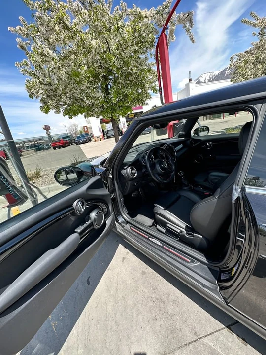 2015 Mini Mini 3rd Gen - Image 4 of 9