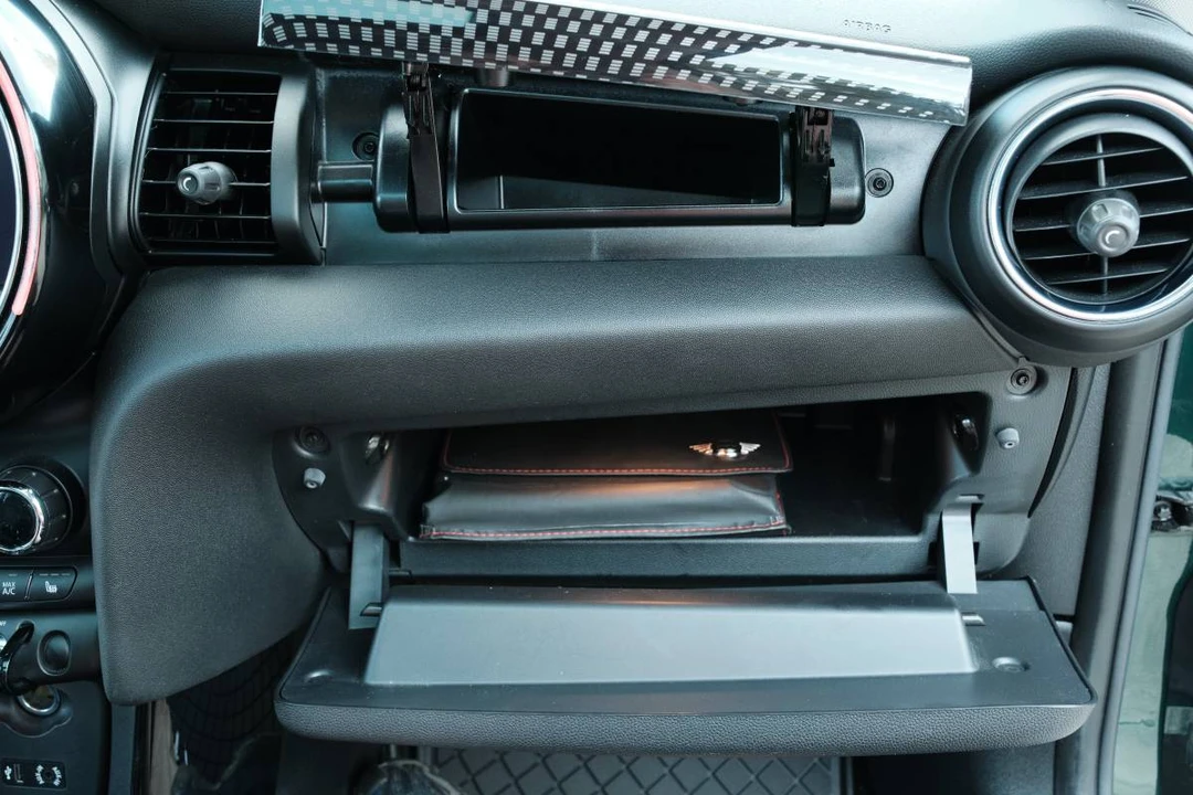 2015 Mini Mini 3rd Gen - Image 20 of 24