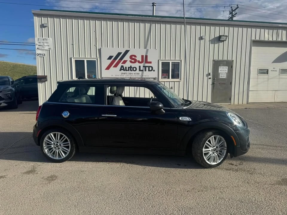 2015 Mini Mini 3rd Gen - Image 2 of 19