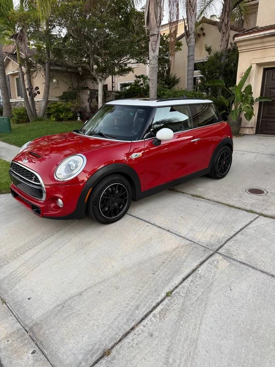 2015 Mini Mini 3rd Gen - Image 2 of 13