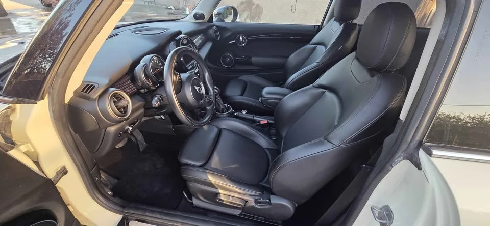2015 Mini Mini Cooper S 3rd Gen - Image 9 of 19