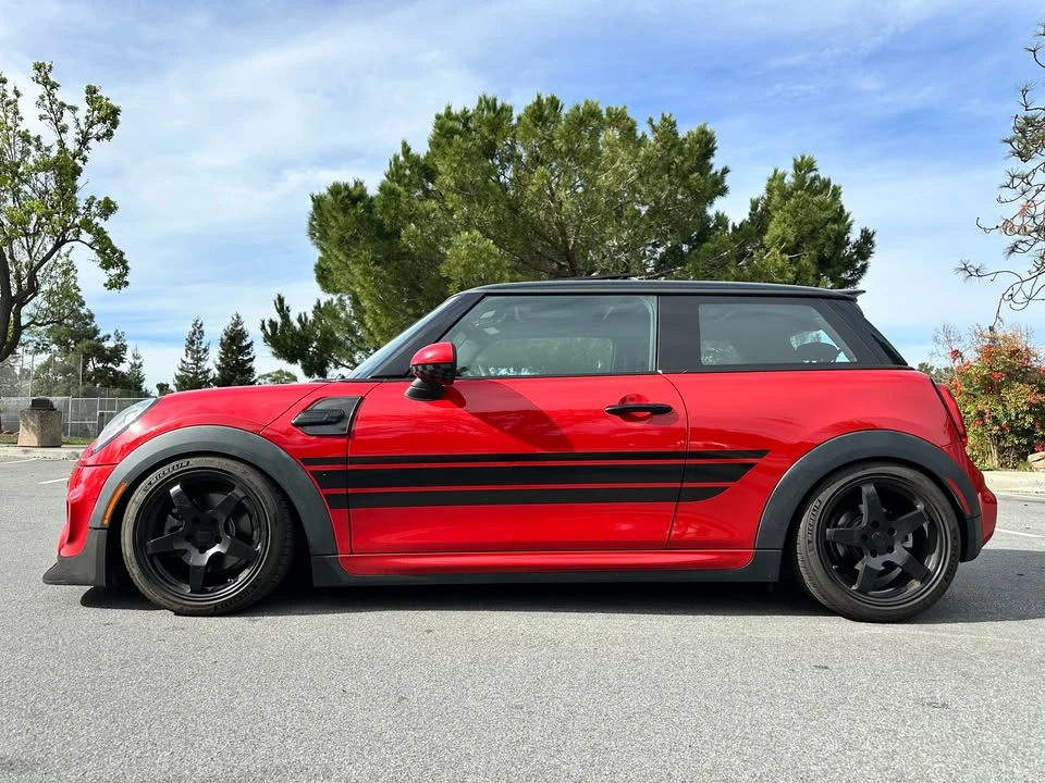2015 Mini Mini 3rd Gen - Image 2 of 9