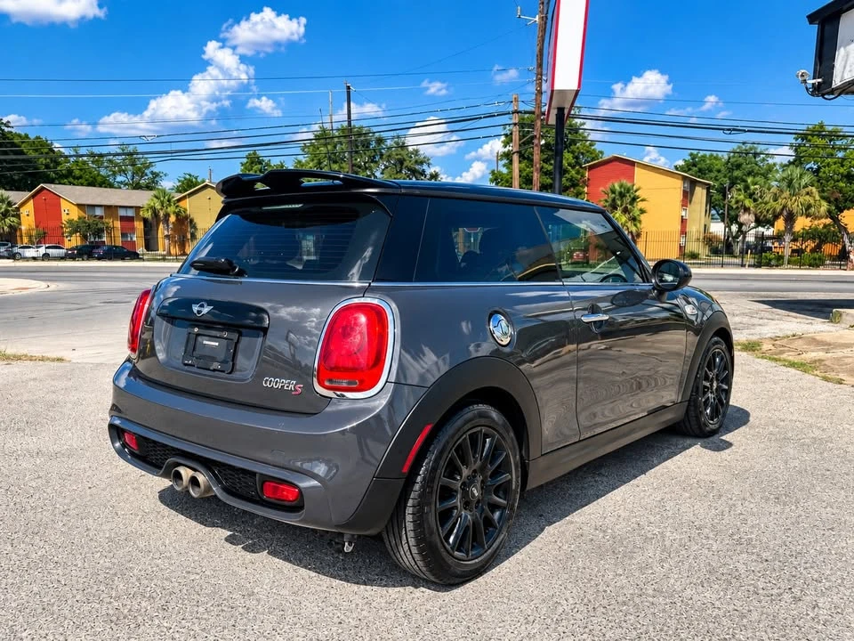 2015 Mini Mini 3rd Gen - Image 4 of 12