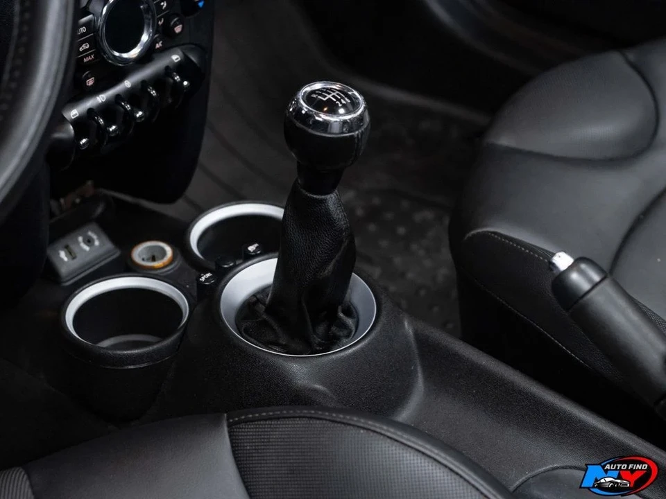 2015 Mini Coupe & Roadster - Image 19 of 21