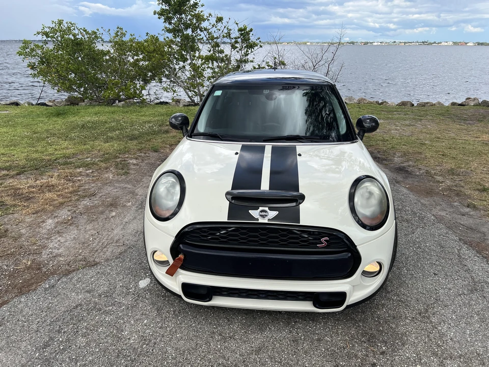 2015 Mini Mini Cooper S 3rd Gen - Image 6 of 31
