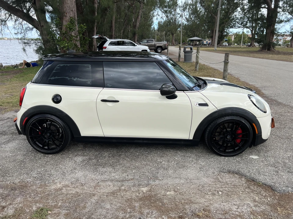 2015 Mini Mini Cooper S 3rd Gen - Image 31 of 31