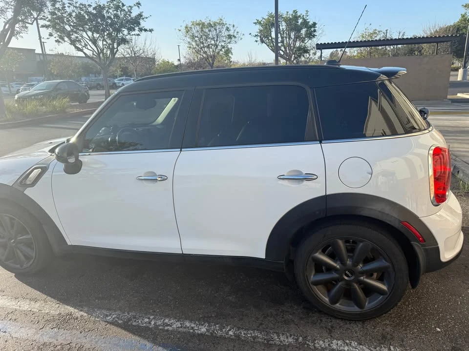 2015 Mini Countryman 1st Gen - Image 14 of 15