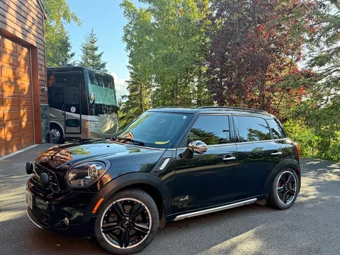2015 MINI Countryman Classic Cooper S ALL4 Hatchback 4D