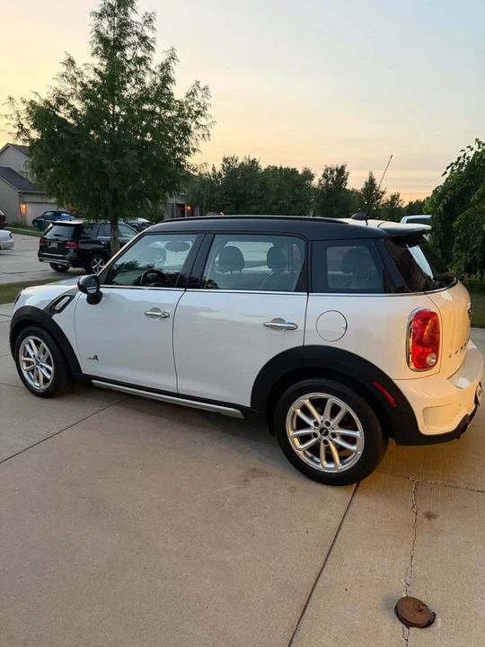 2015 Mini Countryman 1st Gen - Image 9 of 11