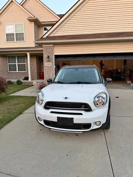 2015 MINI Countryman Classic Cooper S Hatchback 4D