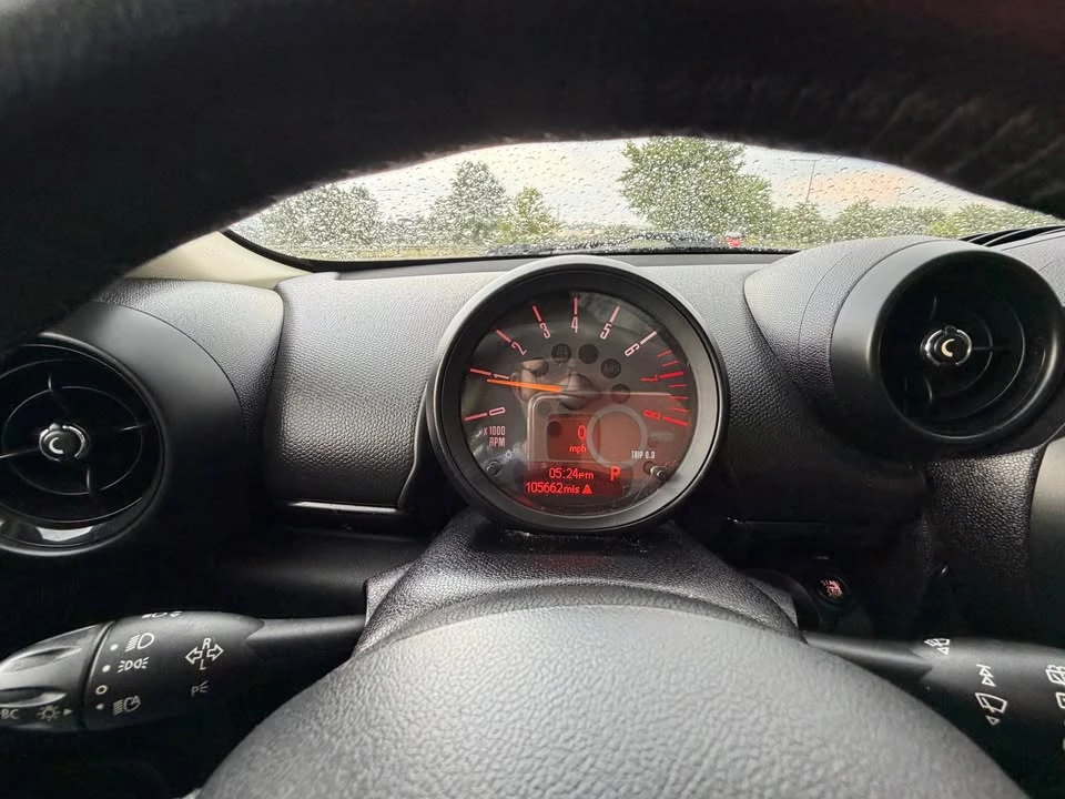 2015 Mini Countryman 1st Gen - Image 16 of 17