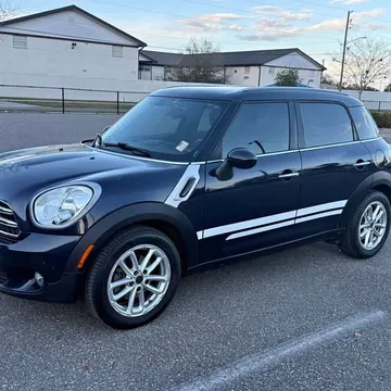2015 MINI Countryman Cooper Hatchback 4D