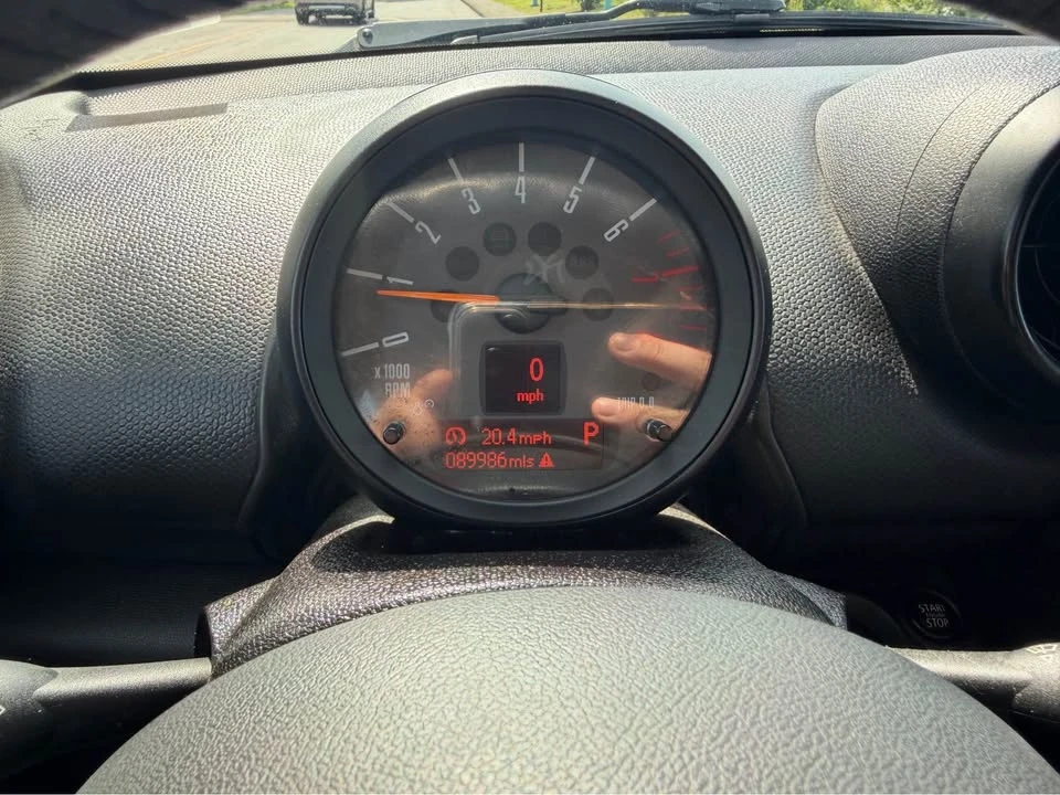 2015 Mini Countryman 1st Gen - Image 14 of 20