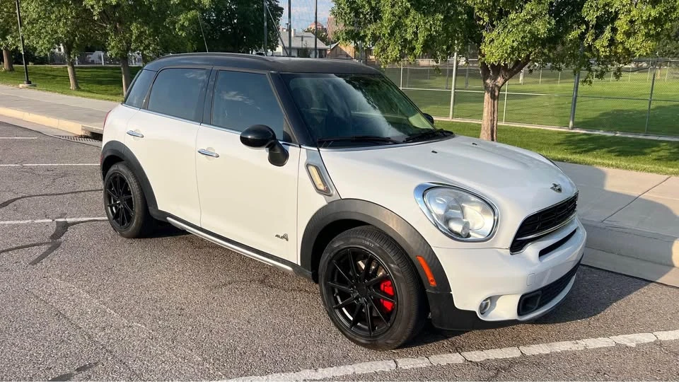 2015 Mini Countryman 1st Gen - Image 3 of 10