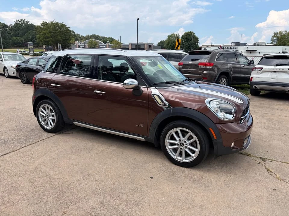 2015 Mini Countryman 1st Gen - Image 3 of 16
