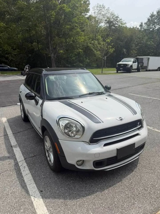 2015 Mini Countryman 1st Gen - Image 2 of 15