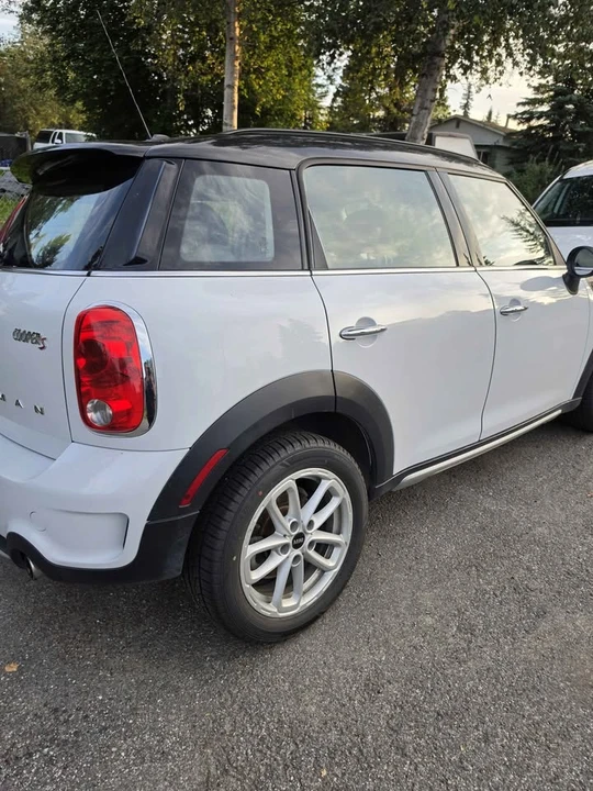 2015 Mini Countryman 1st Gen - Image 11 of 12