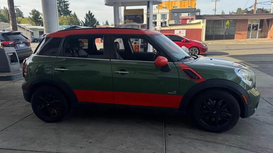 2015 Mini Countryman 1st Gen - Image 2 of 3