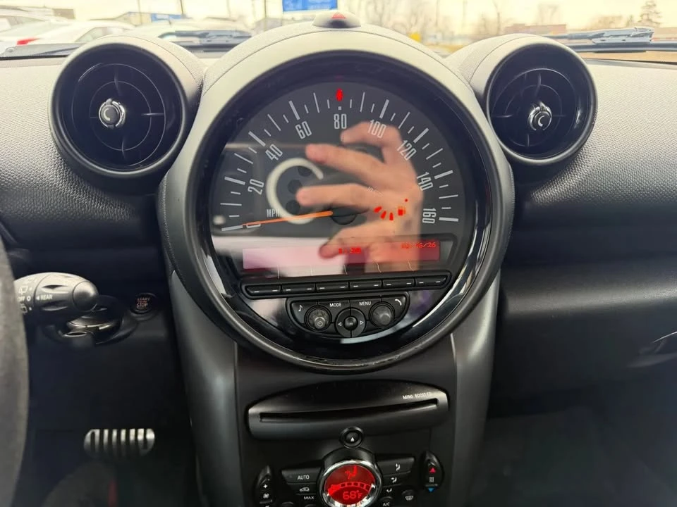 2015 Mini Countryman 1st Gen - Image 16 of 20