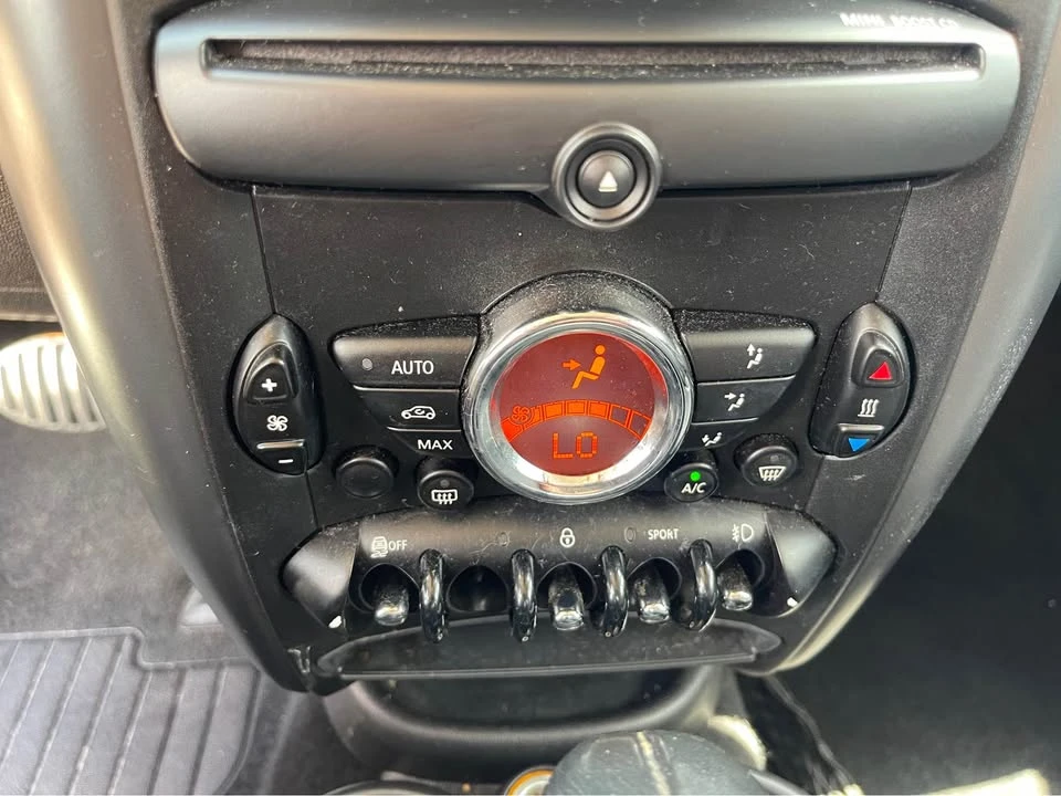 2015 Mini Countryman 1st Gen - Image 10 of 14