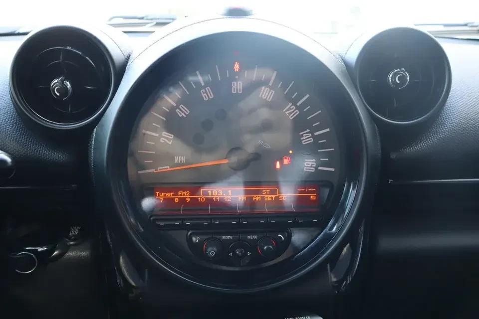 2015 Mini Countryman 1st Gen - Image 17 of 20