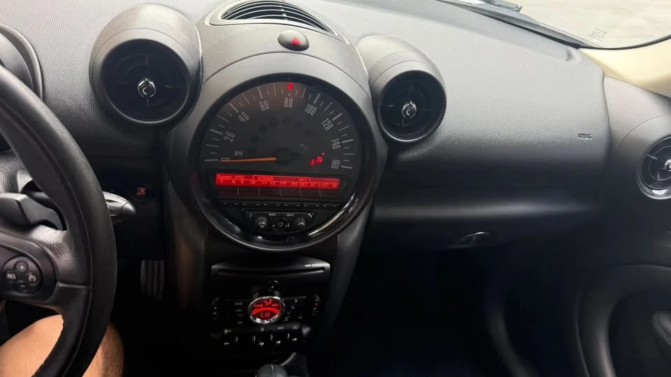 2015 Mini Countryman 1st Gen - Image 18 of 19