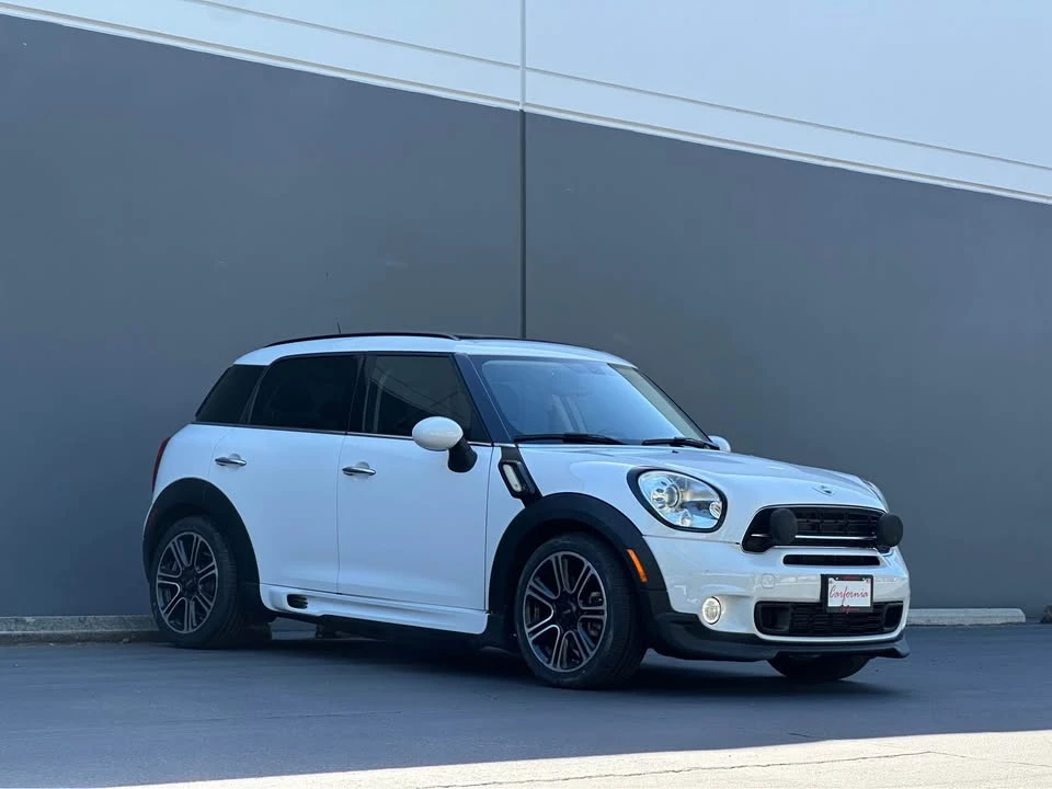2015 Mini Countryman 1st Gen - Image 3 of 15