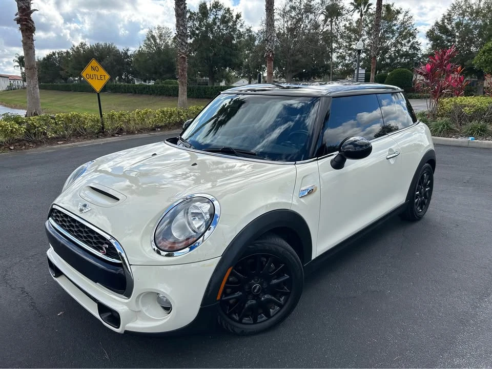 2015 Mini Coupe & Roadster - Image 2 of 14