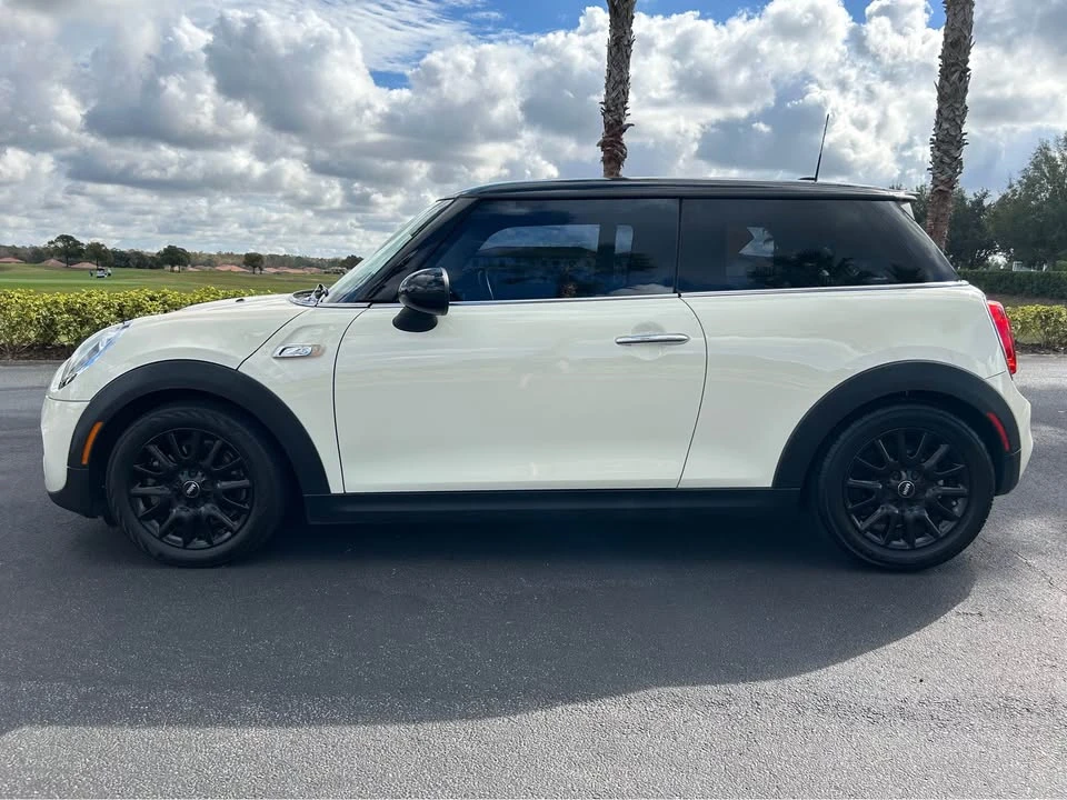 2015 Mini Coupe & Roadster - Image 4 of 14