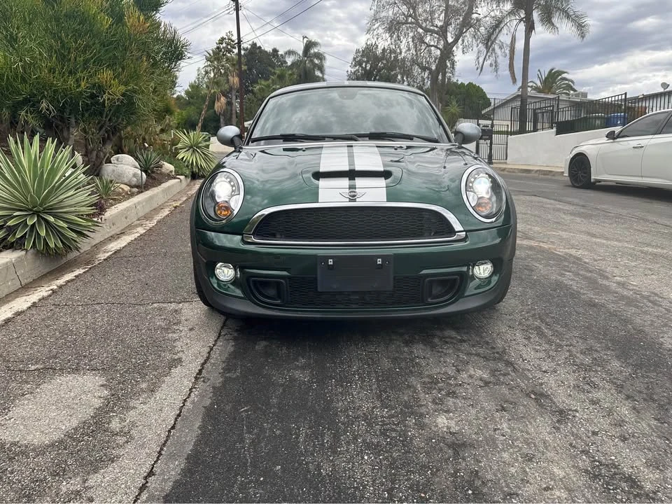 2015 Mini Mini 2nd Gen - Image 2 of 11
